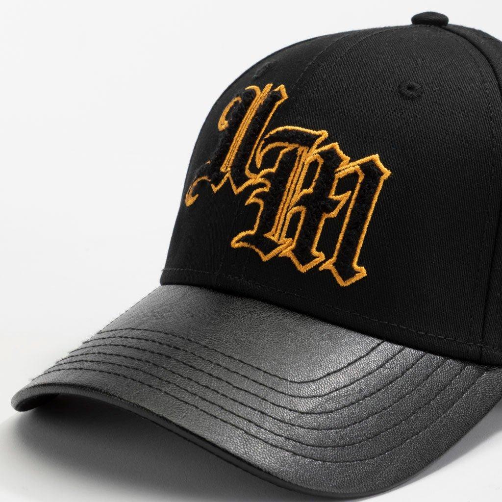 um-varsity-25bc221-blk-5663861.jpg
