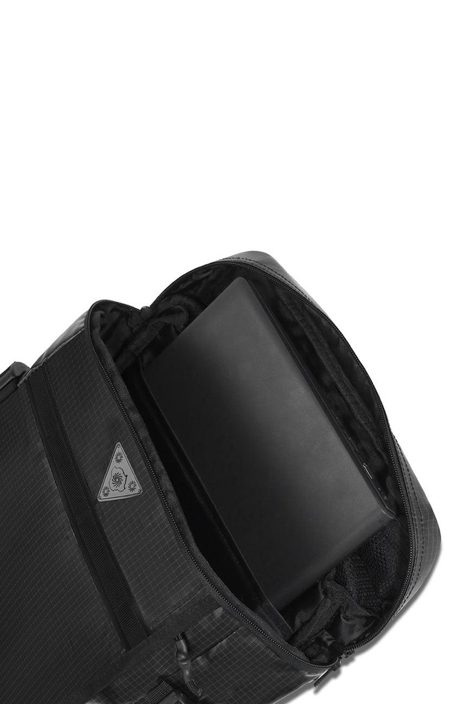 grid-storm-ripstop-backpack-um24db006-blk-884845.jpg