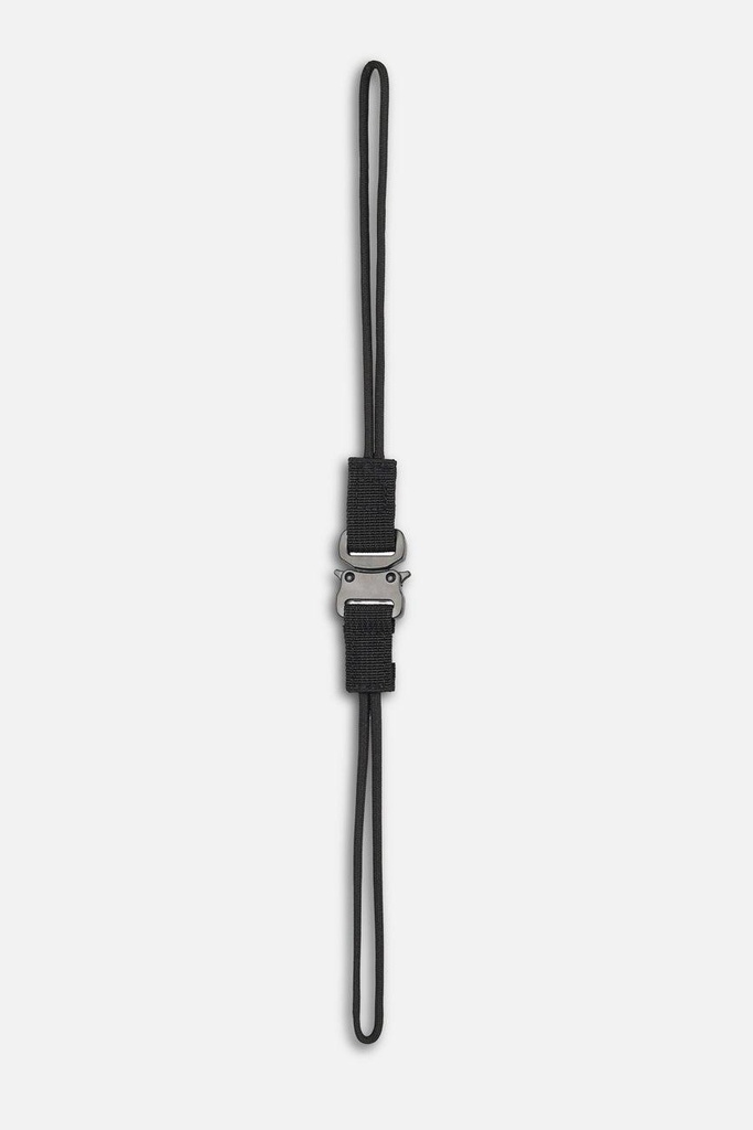 belt-black-bag-03-913988.jpg