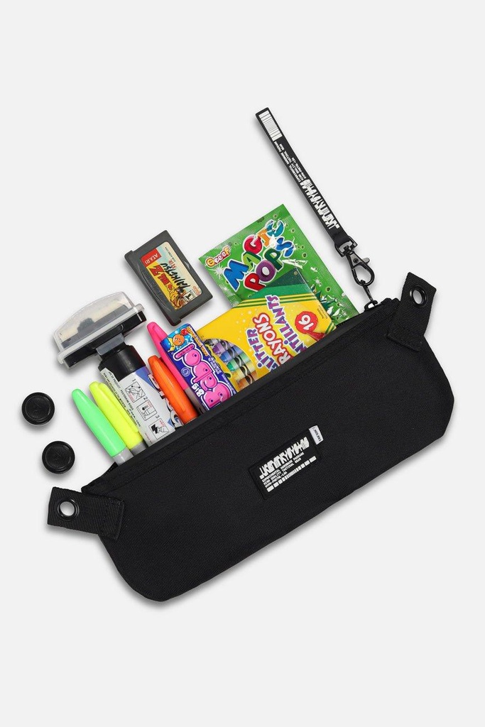 everyday-carry-small-black-pouch-06-196889.jpg