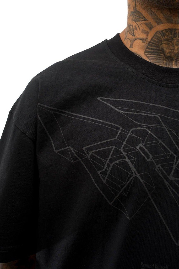 easy-black-oversized-tshirt-06-341350.jpg