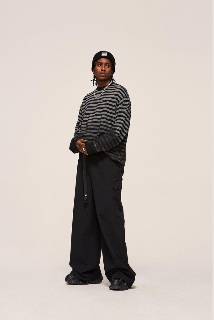 adventure-cargo-pants-black-03-962900.jpg