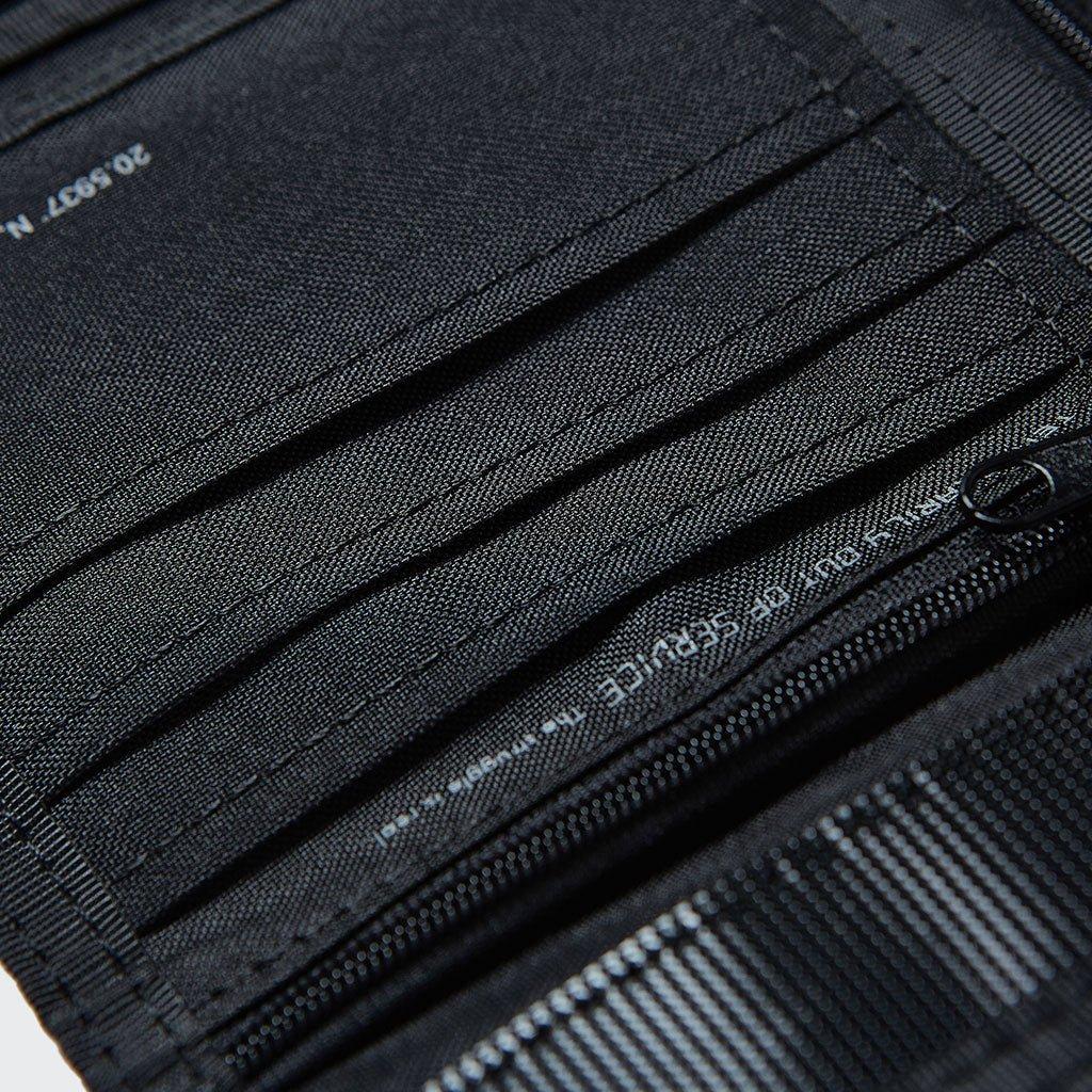 wallet-005-rhw001-rnbw-572038.jpg