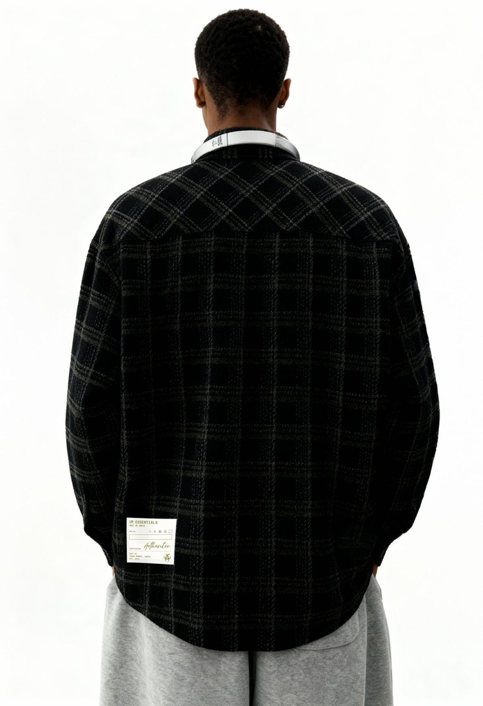 Plaid_shirt_model_05.jpg